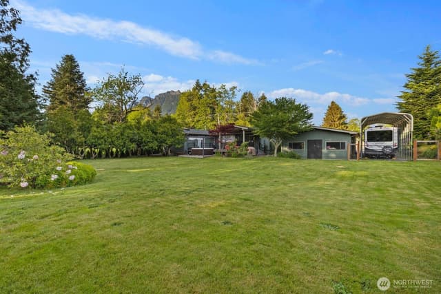 Property photo for 13317 424th Avenue SE, North Bend photo 3