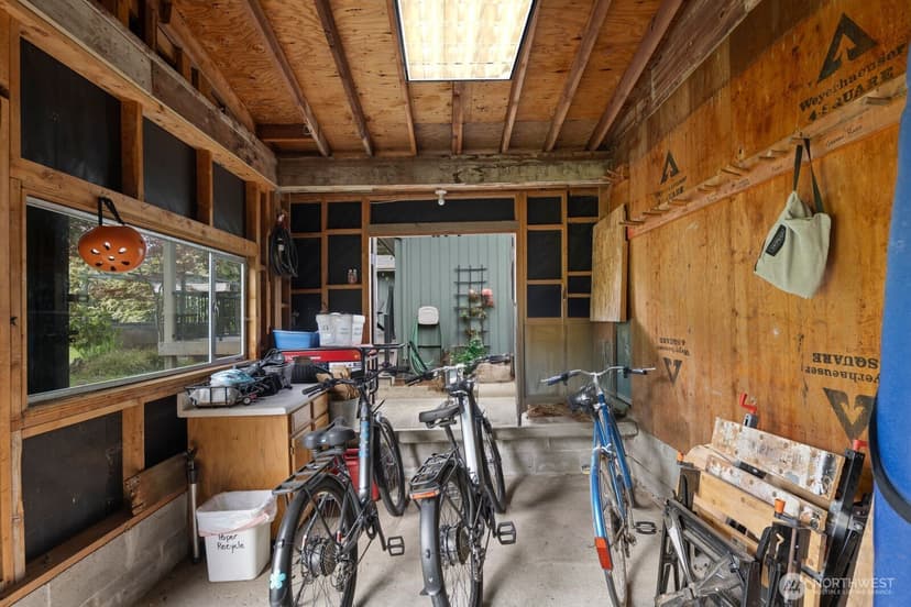 Property photo for 13317 424th Avenue SE, North Bend photo 21