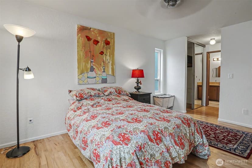 Property photo for 2625 13th Avenue W #201, Seattle photo 17