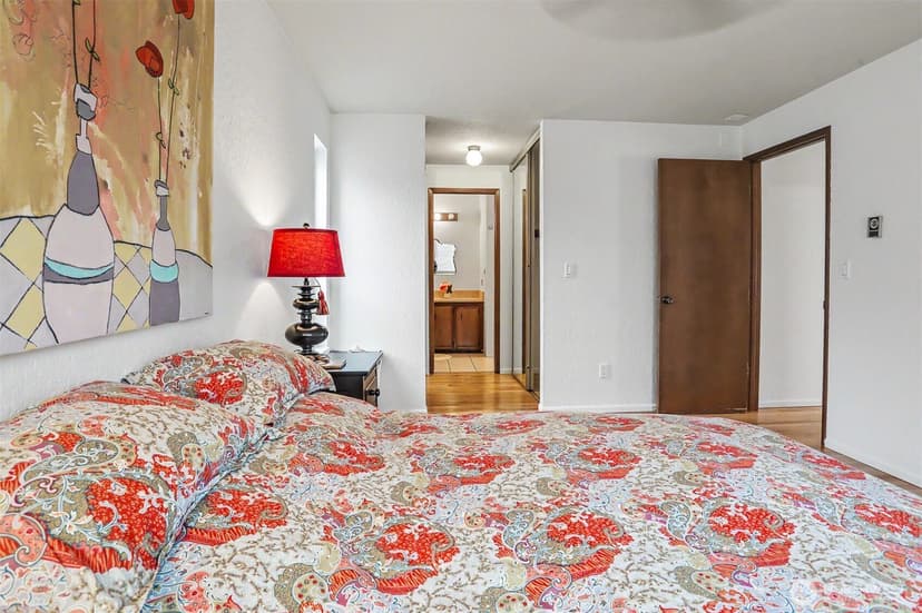 Property photo for 2625 13th Avenue W #201, Seattle photo 18