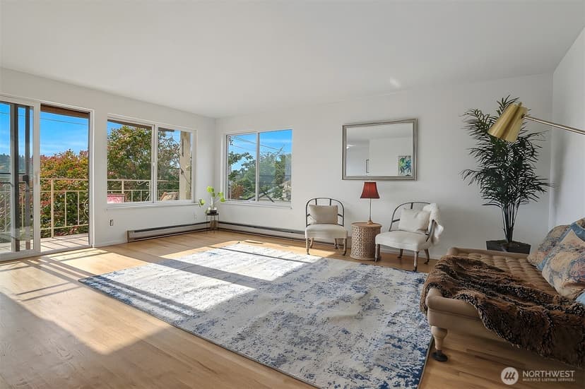 Property photo for 2625 13th Avenue W #201, Seattle photo 10