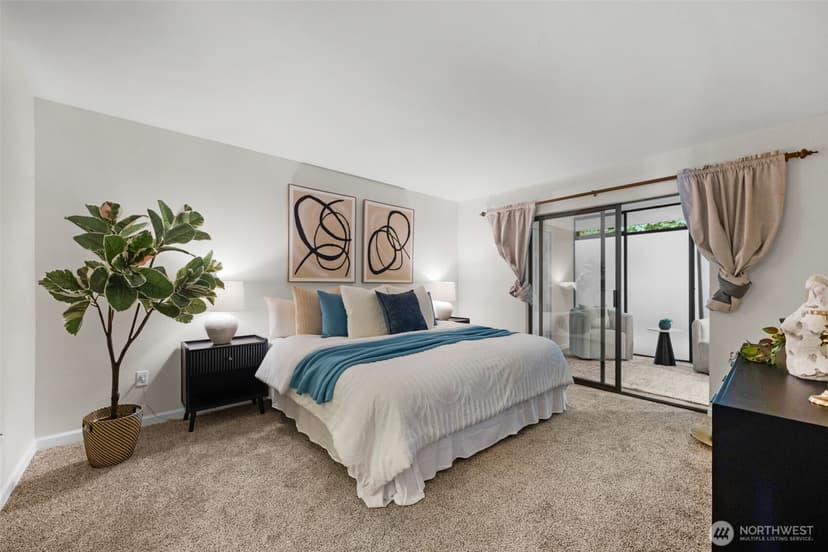 Property photo for 1221 Harbor Avenue SW #402-3, Seattle photo 19