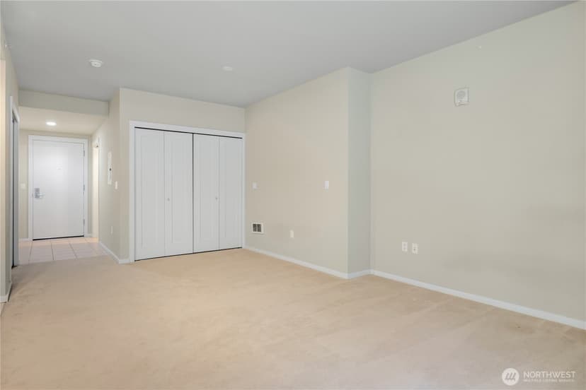 Property photo for 81 Clay Street #326, Seattle photo 6