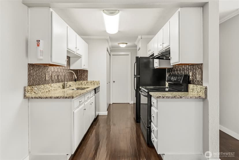Property photo for 16817 Larch Way #G104, Lynnwood photo 11