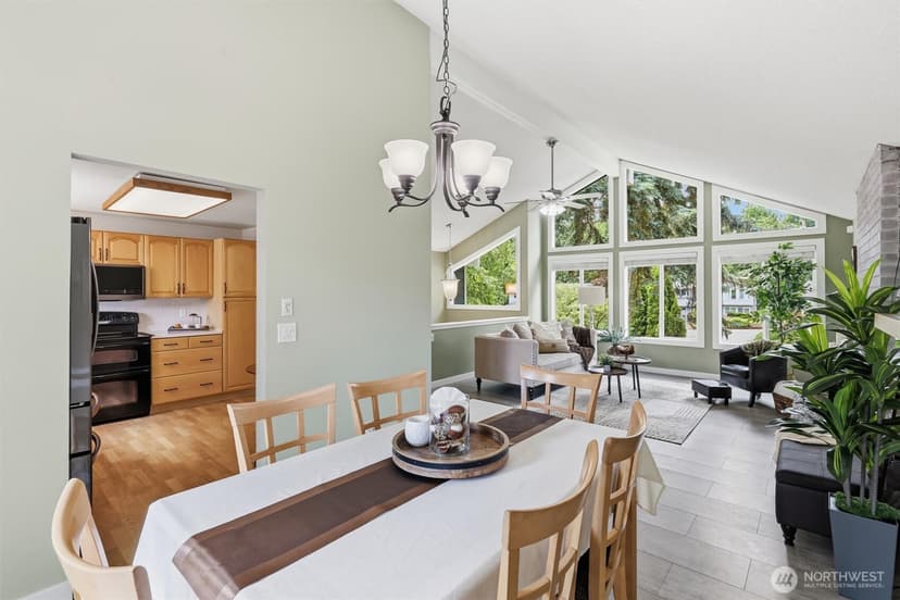 Property photo for 12611 NE 134th Place, Kirkland photo 8