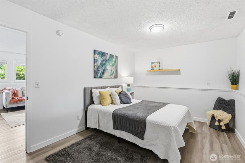 Property photo for 12611 NE 134th Place, Kirkland photo 23
