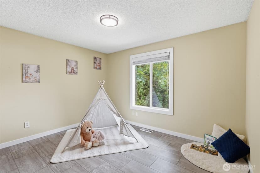 Property photo for 12611 NE 134th Place, Kirkland photo 18
