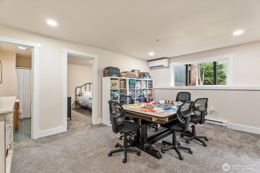 Property photo for 18015 248th Ave SE, Maple Valley photo 28