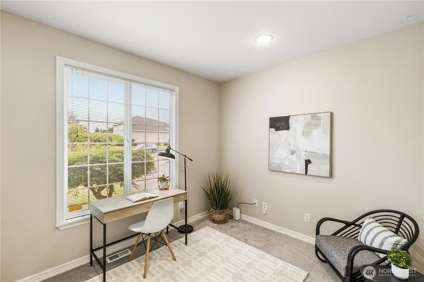 Property photo for 3602 Broadmoor Drive NE, Tacoma photo 17