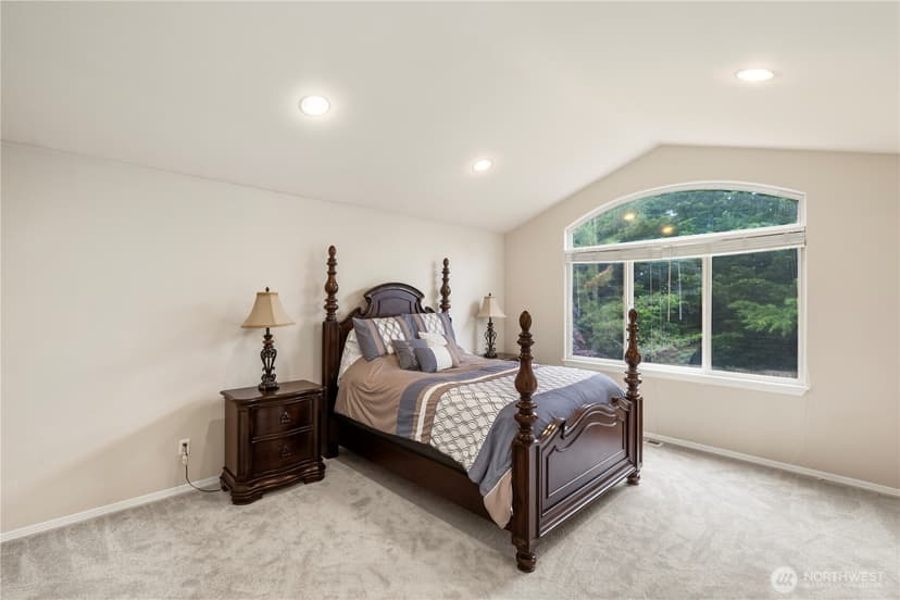 Property photo for 3602 Broadmoor Drive NE, Tacoma photo 26