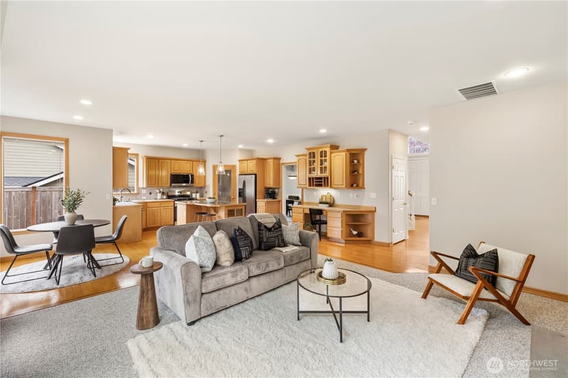 Property photo for 3602 Broadmoor Drive NE, Tacoma photo 14