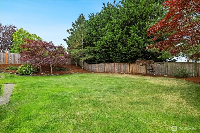 Property photo for 3602 Broadmoor Drive NE, Tacoma photo 23