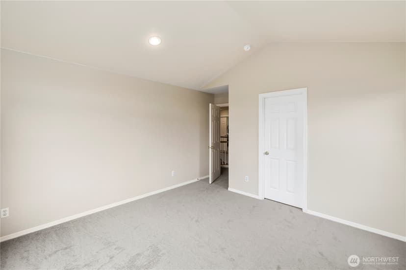 Property photo for 3602 Broadmoor Drive NE, Tacoma photo 33
