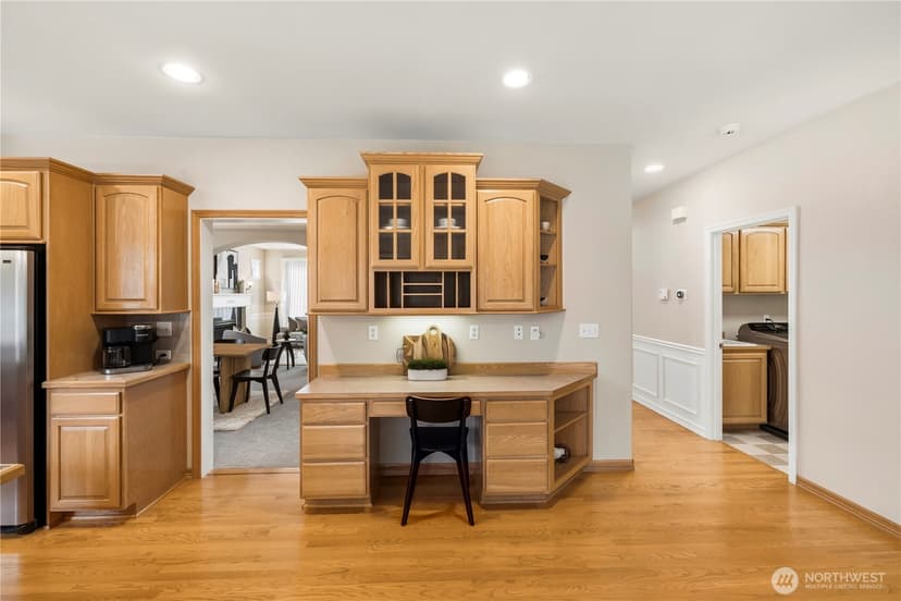Property photo for 3602 Broadmoor Drive NE, Tacoma photo 10