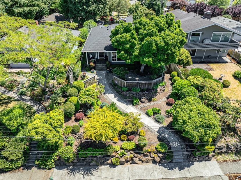 Property photo for 6046 50th Avenue SW, Seattle photo 37