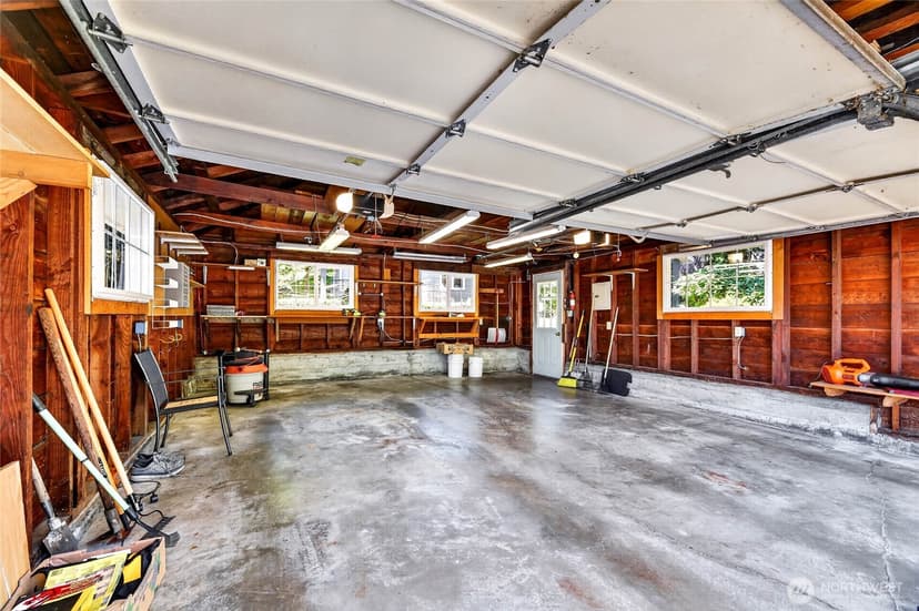 Property photo for 6046 50th Avenue SW, Seattle photo 32