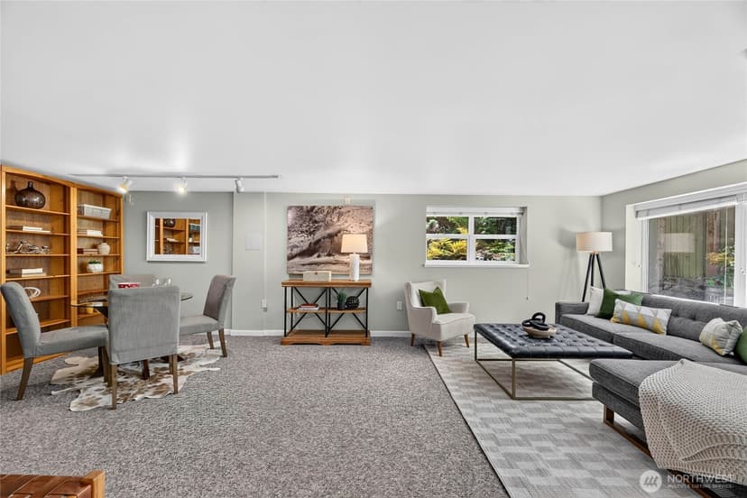 Property photo for 6046 50th Avenue SW, Seattle photo 17