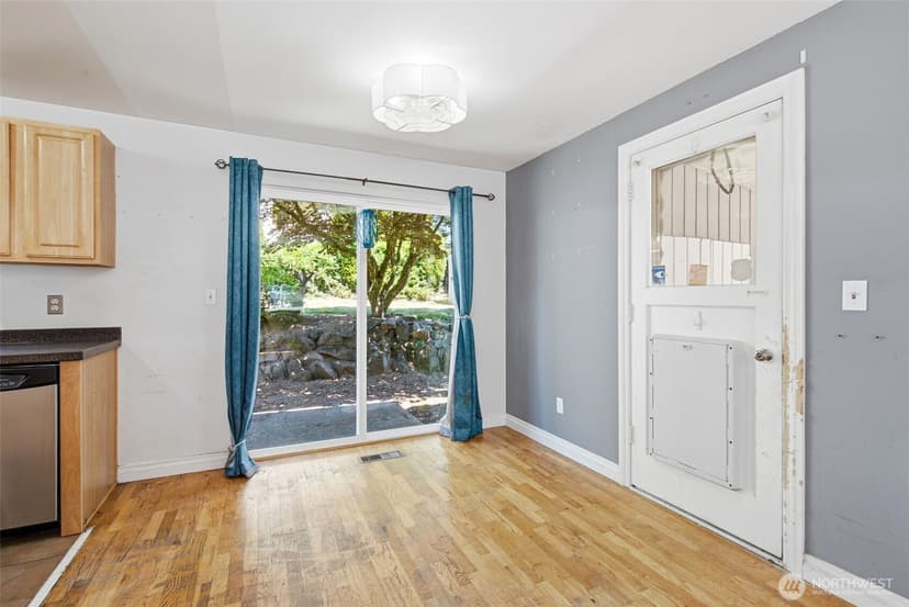 Property photo for 4258 S 158Th Street, Tukwila photo 8