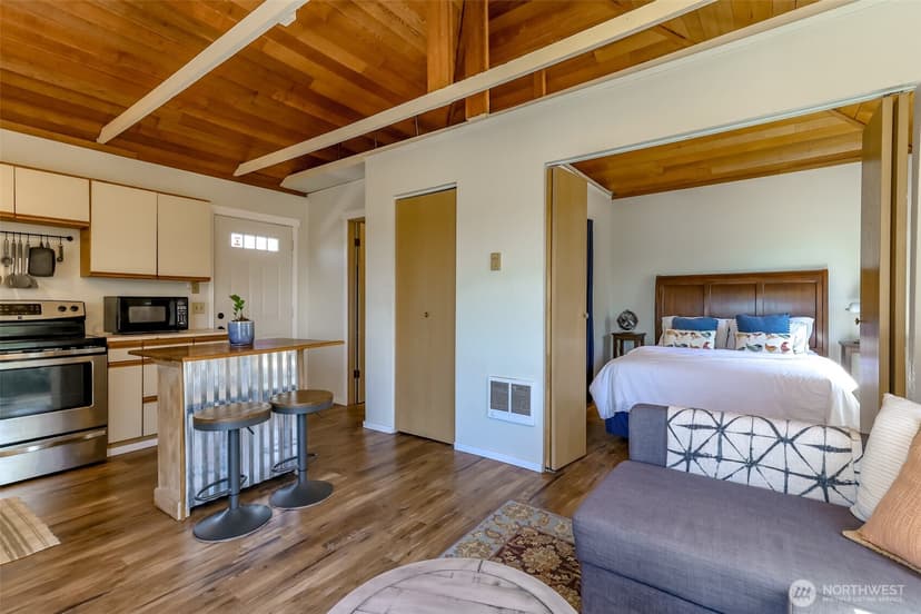 Property photo for 4806 Tok a Lou Avenue NE, Tacoma photo 36