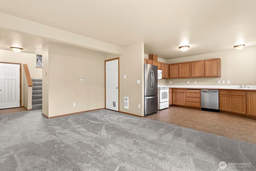 Property photo for 10511 140th Street Ct E #34, Puyallup photo 5
