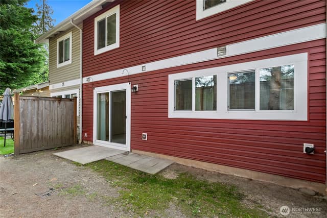 Property photo for 10511 140th Street Ct E #34, Puyallup photo 2