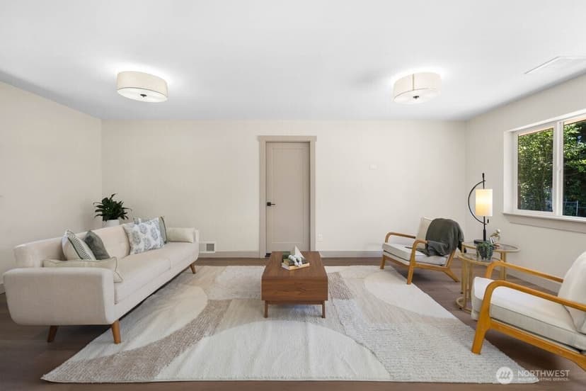 Property photo for 720 E Guiberson Street, Kent photo 11