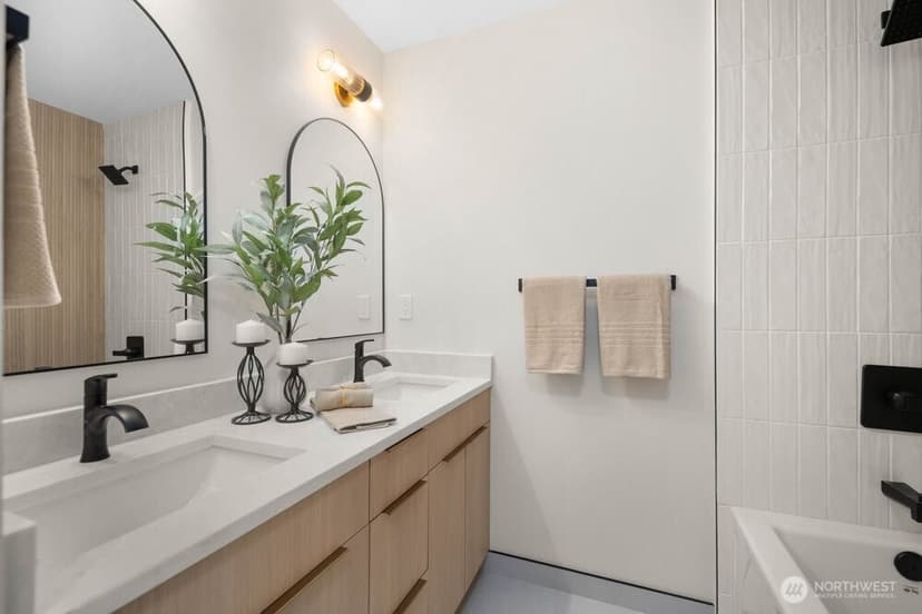 Property photo for 720 E Guiberson Street, Kent photo 18