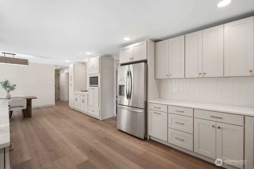 Property photo for 720 E Guiberson Street, Kent photo 5