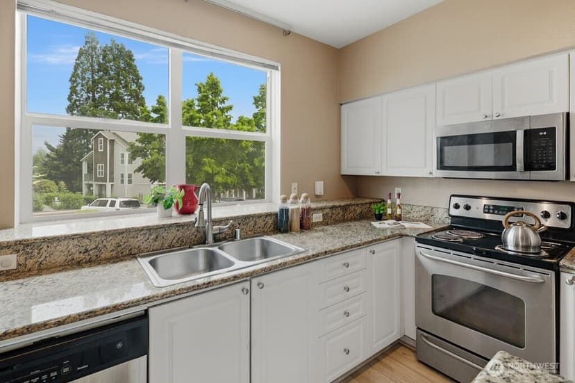 Property photo for 3116 164th Street SW #504, Lynnwood photo 5