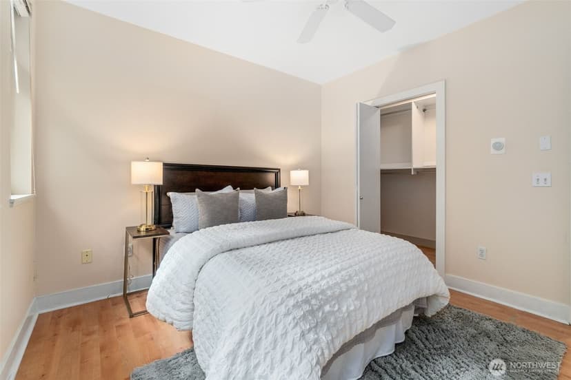 Property photo for 1700 N Northlake Way #105, Seattle photo 19