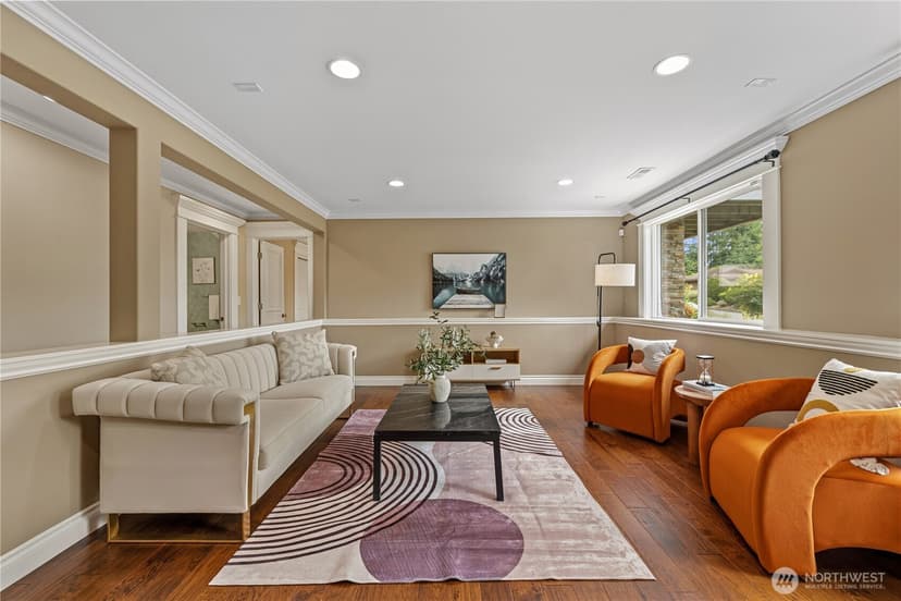 Property photo for 413 174th Place NE, Bellevue photo 29