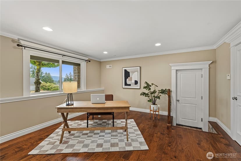 Property photo for 413 174th Place NE, Bellevue photo 30