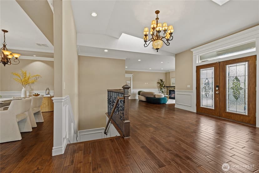 Property photo for 413 174th Place NE, Bellevue photo 19