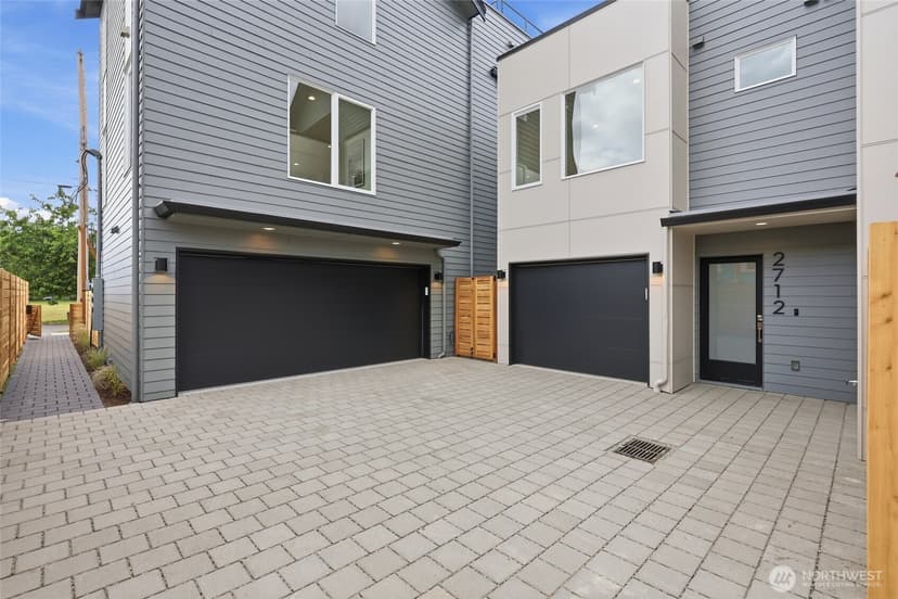 Property photo for 2710 58th Avenue SW, Seattle photo 35
