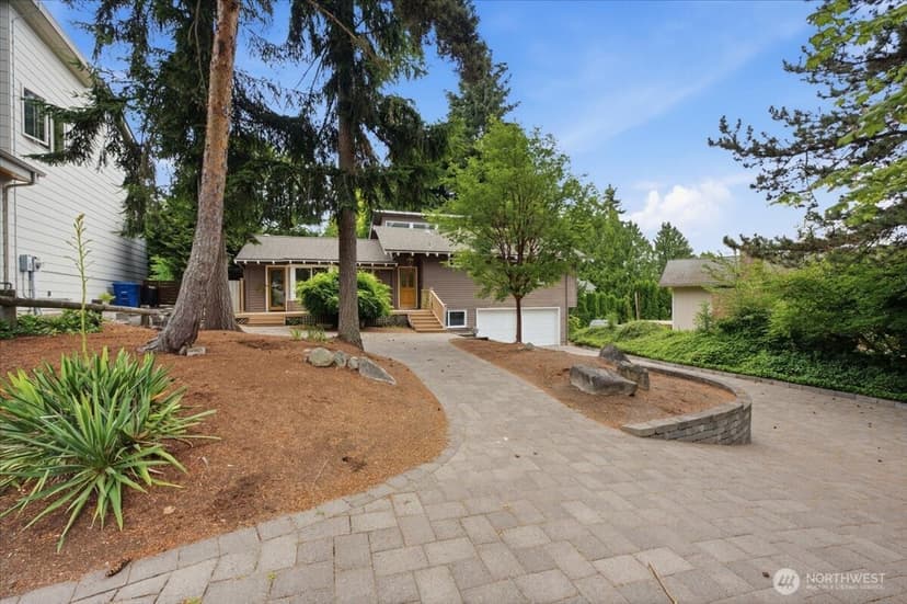 Property photo for 5466 NE 200th Place, Lake Forest Park photo 7