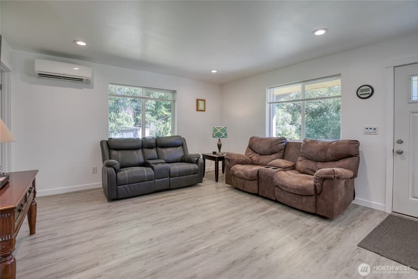 Property photo for 101 Auriga Avenue SW, Ocean Shores photo 4