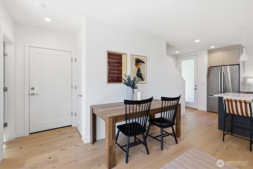 Property photo for 2714 58th Avenue SW, Seattle photo 6