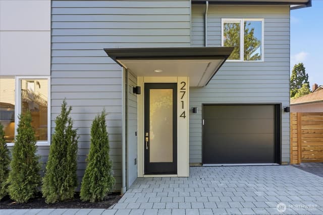 Property photo for 2714 58th Avenue SW, Seattle photo 3