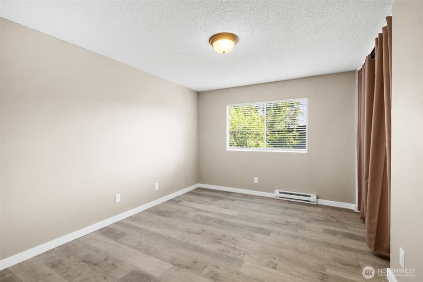 Property photo for 10459 Des Moines Memorial Dr S #303, Seattle photo 7