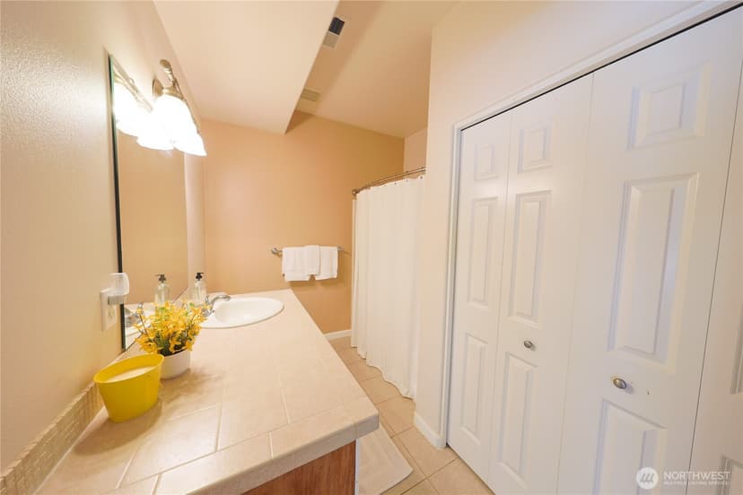 Property photo for 18709 68th Street E, Bonney Lake photo 25