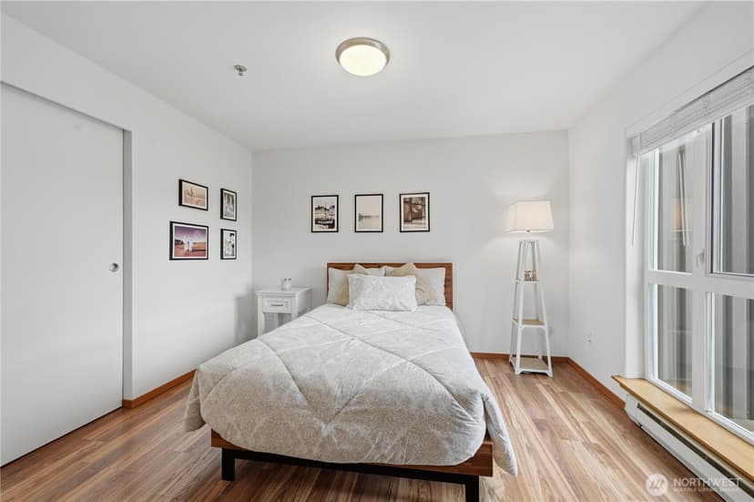 Property photo for 4020 Aurora Avenue N #304, Seattle photo 20