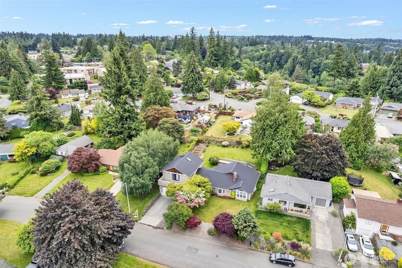 Property photo for 400 Park Place, Everett photo 37