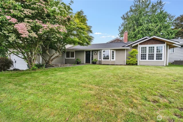 Property photo for 400 Park Place, Everett photo 3