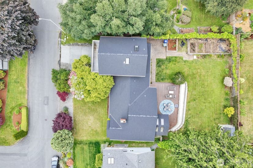 Property photo for 400 Park Place, Everett photo 35