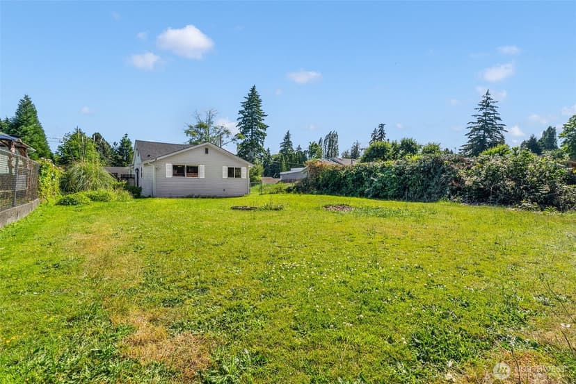 Property photo for 2432 NE Franklin Street, Bremerton photo 15