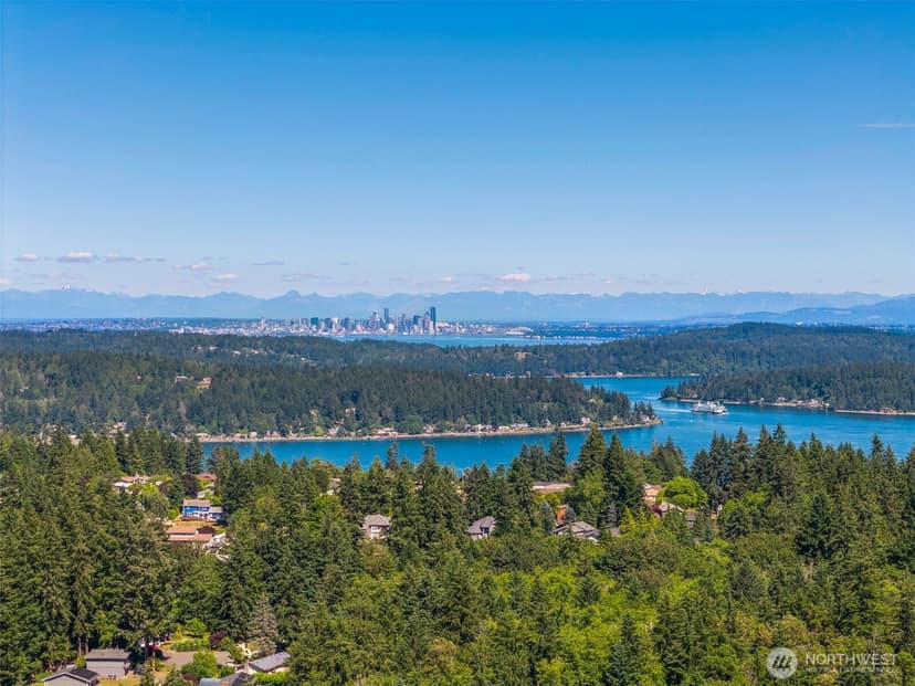 Property photo for 2432 NE Franklin Street, Bremerton photo 22