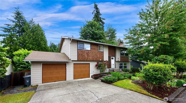 Property photo for 11126 159th Avenue NE, Redmond photo 2