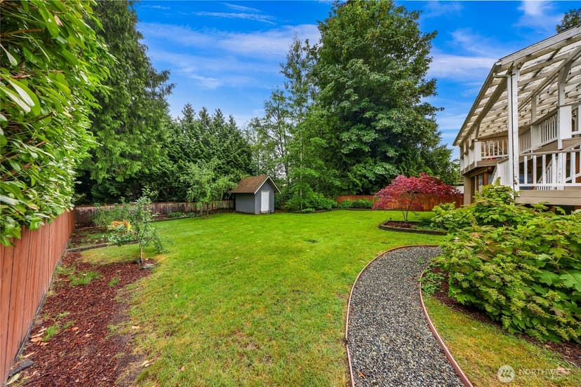 Property photo for 11126 159th Avenue NE, Redmond photo 38