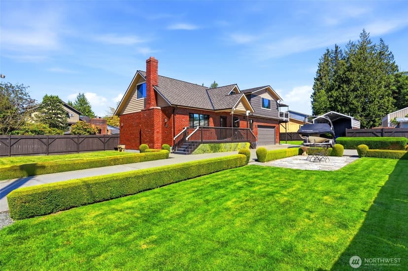 Property photo for 423 106th Place SW, Everett