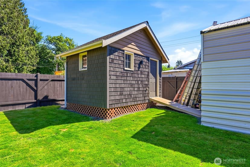 Property photo for 423 106th Place SW, Everett photo 34